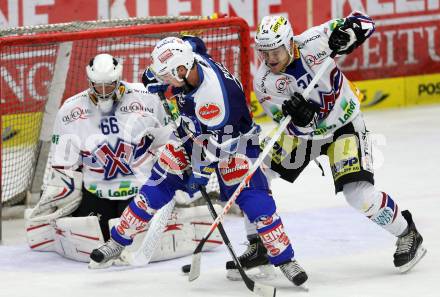 Eishockey Testspiel EC VSV gegen EHC Biel. Marco Pewal, (VSV), Lukas Meili, Claudio Cadonau  (Biel). Villach, am 1.9.2013.
Foto: Kuess
---
pressefotos, pressefotografie, kuess, qs, qspictures, sport, bild, bilder, bilddatenbank