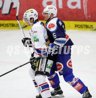 Eishockey Testspiel EC VSV gegen EHC Biel. Daniel Nageler, (VSV), Emanuel Peter  (Biel). Villach, am 1.9.2013.
Foto: Kuess
---
pressefotos, pressefotografie, kuess, qs, qspictures, sport, bild, bilder, bilddatenbank