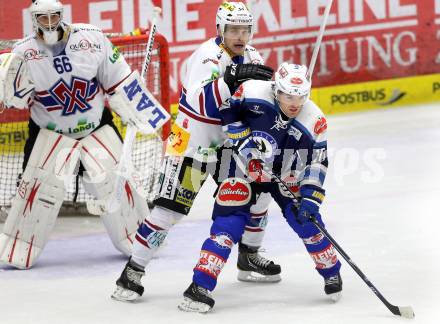 Eishockey Testspiel EC VSV gegen EHC Biel. Brock McBride,  (VSV), Claudio Cadonau, Lukas Meili (Biel). Villach, am 1.9.2013.
Foto: Kuess
---
pressefotos, pressefotografie, kuess, qs, qspictures, sport, bild, bilder, bilddatenbank