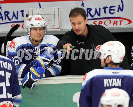 Eishockey Testspiel EC VSV gegen EHC Biel. Daniel Nageler, Co-Trainer Marc Brown (VSV). Villach, am 1.9.2013.
Foto: Kuess
---
pressefotos, pressefotografie, kuess, qs, qspictures, sport, bild, bilder, bilddatenbank