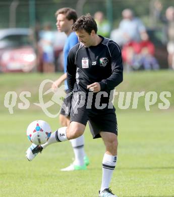 Fussball Bundesliga. RZ Pellets WAC. Training. Joachim Standfest. Wolfsberg, 3.9.2013.
Foto: Kuess

---
pressefotos, pressefotografie, kuess, qs, qspictures, sport, bild, bilder, bilddatenbank