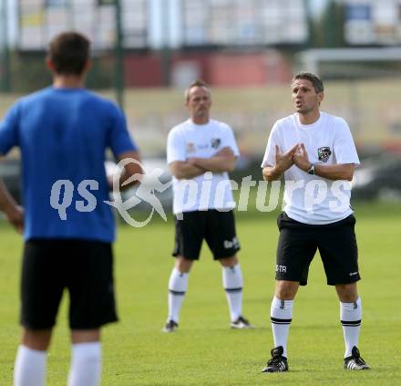 Fussball Bundesliga. RZ Pellets WAC. Training. Trainer Dietmar Kuehbauer, Co-Trainer Manfred Nastl. Wolfsberg, 3.9.2013.
Foto: Kuess

---
pressefotos, pressefotografie, kuess, qs, qspictures, sport, bild, bilder, bilddatenbank