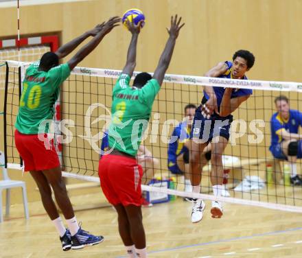 Volleyball Testspiel. SK Posojilnica Aich/Dob gegen Kamerun. De Sousa Sequeira. Bleiburg, 5.9.2013.
Foto. Kuess
---
pressefotos, pressefotografie, kuess, qs, qspictures, sport, bild, bilder, bilddatenbank