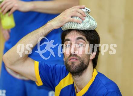 Volleyball Testspiel. SK Posojilnica Aich/Dob gegen Kamerun.  Gerald Reiser. Bleiburg, 5.9.2013.
Foto. Kuess
---
pressefotos, pressefotografie, kuess, qs, qspictures, sport, bild, bilder, bilddatenbank