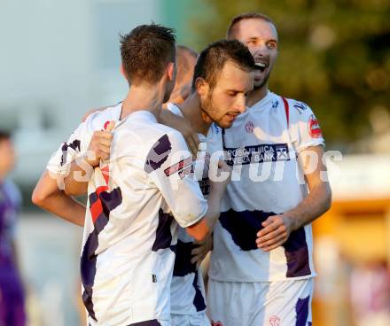 Fussball Regionalliga. SAK gegen SK Austria Klagenfurt. Torjubel  Murat Veliu, Grega Triplat, Darjan Aleksic (SAK). Klagenfurt, 6.9.2013.
Foto: Kuess
---
pressefotos, pressefotografie, kuess, qs, qspictures, sport, bild, bilder, bilddatenbank