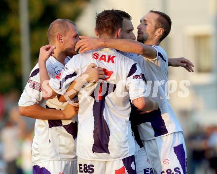 Fussball Regionalliga. SAK gegen SK Austria Klagenfurt. Torjubel Christian Dlopst, Murat Veliu, Grega Triplat, Darjan Aleksic, Marjan Kropiunik (SAK). Klagenfurt, 6.9.2013.
Foto: Kuess
---
pressefotos, pressefotografie, kuess, qs, qspictures, sport, bild, bilder, bilddatenbank