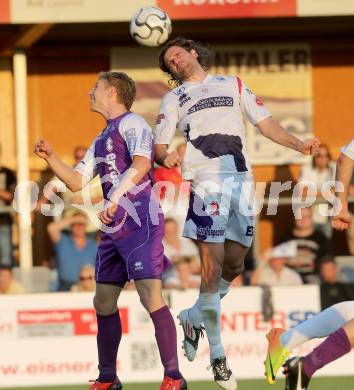 Fussball Regionalliga. SAK gegen SK Austria Klagenfurt. Andrej Pecnik,  (SAK), David Poljanec (Auistria Klagenfurt). Klagenfurt, 6.9.2013.
Foto: Kuess
---
pressefotos, pressefotografie, kuess, qs, qspictures, sport, bild, bilder, bilddatenbank