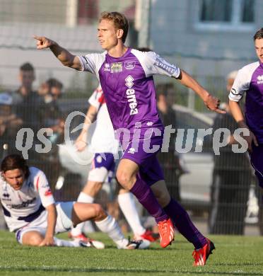 Fussball Regionalliga. SAK gegen SK Austria Klagenfurt. Torjubel David Poljanec (Austria Klagenfurt). Klagenfurt, 6.9.2013.
Foto: Kuess
---
pressefotos, pressefotografie, kuess, qs, qspictures, sport, bild, bilder, bilddatenbank