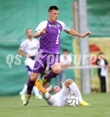 Fussball Regionalliga. SAK gegen SK Austria Klagenfurt. Christian Dlopst,  (SAK), Sasa Lalovic (Austria Klagenfurt). Klagenfurt, 6.9.2013.
Foto: Kuess
---
pressefotos, pressefotografie, kuess, qs, qspictures, sport, bild, bilder, bilddatenbank