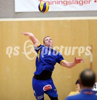 Volleyball Testspiel. SK Posojilnica Aich/Dob gegen Kamerun.  Stanislav Wawrenczyk. Bleiburg, 5.9.2013.
Foto. Kuess
---
pressefotos, pressefotografie, kuess, qs, qspictures, sport, bild, bilder, bilddatenbank