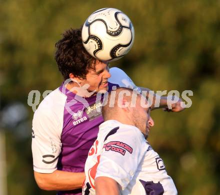 Fussball Regionalliga. SAK gegen SK Austria Klagenfurt. Christian Dlopst, (SAK), Andreas Tiffner  (Auistria Klagenfurt). Klagenfurt, 6.9.2013.
Foto: Kuess
---
pressefotos, pressefotografie, kuess, qs, qspictures, sport, bild, bilder, bilddatenbank