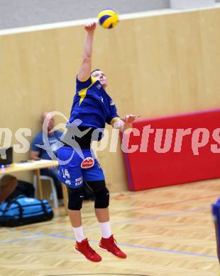 Volleyball Testspiel. SK Posojilnica Aich/Dob gegen Kamerun.  Stanislav Wawrenczyk. Bleiburg, 5.9.2013.
Foto. Kuess
---
pressefotos, pressefotografie, kuess, qs, qspictures, sport, bild, bilder, bilddatenbank