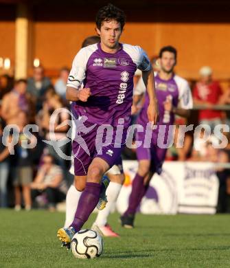 Fussball Regionalliga. SAK gegen SK Austria Klagenfurt. Andreas Tiffner (Austria Klagenfurt). Klagenfurt, 6.9.2013.
Foto: Kuess
---
pressefotos, pressefotografie, kuess, qs, qspictures, sport, bild, bilder, bilddatenbank