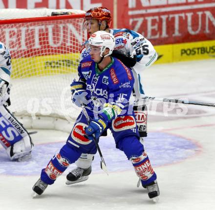 EBEL. Eishockey Bundesliga. EC VSV gegen EHC LIWEST Linz.. Marco Pewal,  (VSV), Robert Lukas (EHC LIWEST Linz). Villach, am 13.9.2013.
Foto: Kuess 


---
pressefotos, pressefotografie, kuess, qs, qspictures, sport, bild, bilder, bilddatenbank