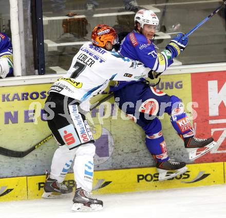 EBEL. Eishockey Bundesliga. EC VSV gegen EHC LIWEST Linz.. John Hughes,  (VSV), Brian Lebler (EHC LIWEST Linz). Villach, am 13.9.2013.
Foto: Kuess 


---
pressefotos, pressefotografie, kuess, qs, qspictures, sport, bild, bilder, bilddatenbank