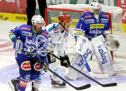 EBEL. Eishockey Bundesliga. EC VSV gegen EHC LIWEST Linz.. Gerhard Unterluggauer, Jean-Philippe Lamoureux, (VSV),  Brian Lebler  (EHC LIWEST Linz). Villach, am 13.9.2013.
Foto: Kuess 


---
pressefotos, pressefotografie, kuess, qs, qspictures, sport, bild, bilder, bilddatenbank