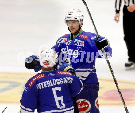 EBEL. Eishockey Bundesliga. EC VSV gegen EHC LIWEST Linz.. Torjubel Mario Altmann, Gerhard Unterluggauer (VSV). Villach, am 13.9.2013.
Foto: Kuess 


---
pressefotos, pressefotografie, kuess, qs, qspictures, sport, bild, bilder, bilddatenbank