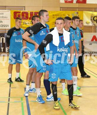 HLA. Handball. SC Ferlach gegen SG INSIGNIS HANDBALL WESTWIEN. enttaeuschte Spieler (Ferlach). Ferlach, am 14.9.2013.
Foto: Kuess 
---
pressefotos, pressefotografie, kuess, qs, qspictures, sport, bild, bilder, bilddatenbank