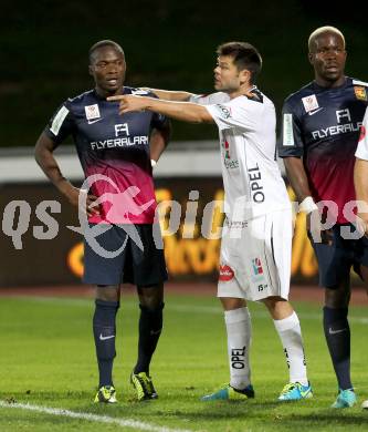 Fussball Bundesliga. RZ Pellets WAC gegen FC Admira Wacker Moedling. Nemanja Rnic,  (WAC), Issiaka Ouedraogo (Moedling). Wolfsberg, 14.9.2013.
Foto: Kuess

---
pressefotos, pressefotografie, kuess, qs, qspictures, sport, bild, bilder, bilddatenbank