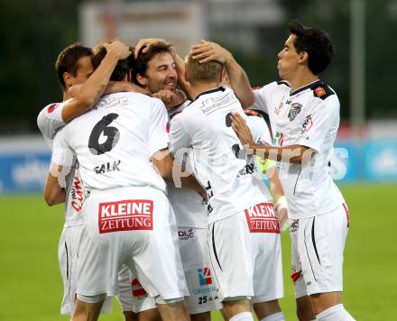 Fussball Bundesliga. RZ Pellets WAC gegen FC Admira Wacker Moedling. Torjubel (WAC). Wolfsberg, 14.9.2013.
Foto: Kuess

---
pressefotos, pressefotografie, kuess, qs, qspictures, sport, bild, bilder, bilddatenbank