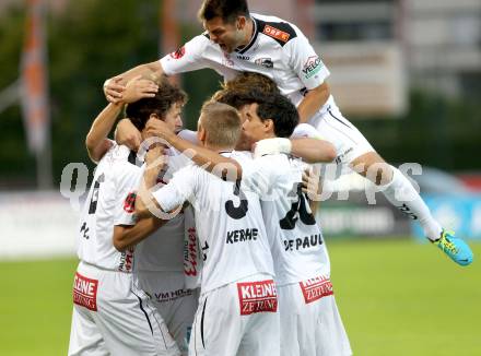 Fussball Bundesliga. RZ Pellets WAC gegen FC Admira Wacker Moedling. Torjubel (WAC). Wolfsberg, 14.9.2013.
Foto: Kuess

---
pressefotos, pressefotografie, kuess, qs, qspictures, sport, bild, bilder, bilddatenbank