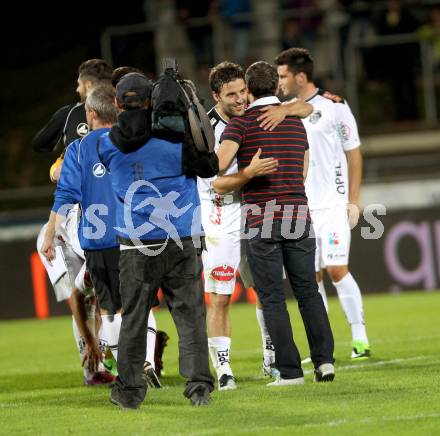 Fussball Bundesliga. RZ Pellets WAC gegen FC Admira Wacker Moedling. Jubel Dietmar Kuehbauer, Nemanja Rnic (WAC). Wolfsberg, 14.9.2013.
Foto: Kuess

---
pressefotos, pressefotografie, kuess, qs, qspictures, sport, bild, bilder, bilddatenbank