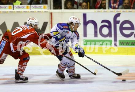 EBEL. Eishockey Bundesliga. KAC gegen VSV. John Lammers, (KAC), Brock McBride   (VSV). Klagenfurt, am 15.9.2013
Foto: Kuess 

---
pressefotos, pressefotografie, kuess, qs, qspictures, sport, bild, bilder, bilddatenbank