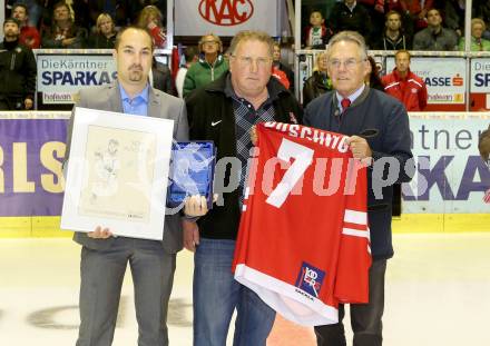 EBEL. Eishockey Bundesliga. KAC gegen VSV. Ehrung Sepp Puschnig zum Jahrhundert Eishockey Spieler. Sepp Puschnig, Dieter Kalt. Klagenfurt, am 15.9.2013
Foto: Kuess 

---
pressefotos, pressefotografie, kuess, qs, qspictures, sport, bild, bilder, bilddatenbank