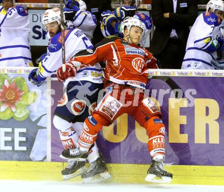 EBEL. Eishockey Bundesliga. KAC gegen VSV. Manuel Geier, (KAC), Scott Hotham  (VSV). Klagenfurt, am 15.9.2013
Foto: Kuess 

---
pressefotos, pressefotografie, kuess, qs, qspictures, sport, bild, bilder, bilddatenbank