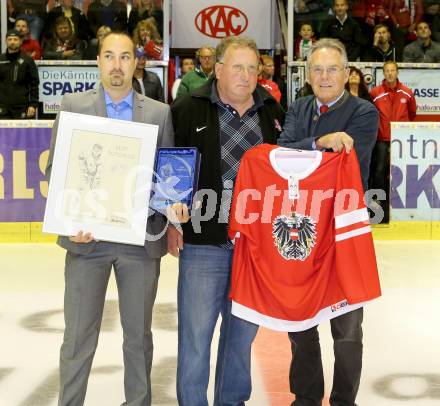 EBEL. Eishockey Bundesliga. KAC gegen VSV. Sepp Puschnig, Dieter Kalt (KAC). Klagenfurt, am 15.9.2013
Foto: Kuess 

---
pressefotos, pressefotografie, kuess, qs, qspictures, sport, bild, bilder, bilddatenbank