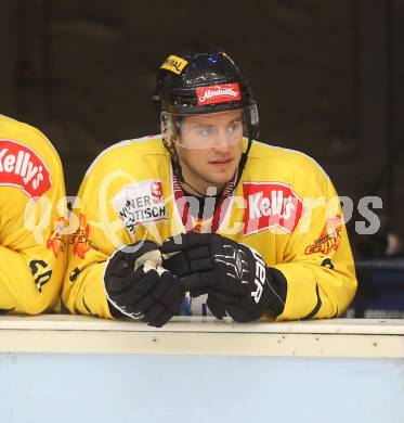 EBEL. Eishockey Bundesliga. EC VSV gegen UPC Vienna Capitals. Nikolaus Hartl (Vienna). Villach, am 22.9.2013.
Foto: Kuess 


---
pressefotos, pressefotografie, kuess, qs, qspictures, sport, bild, bilder, bilddatenbank