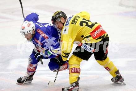 EBEL. Eishockey Bundesliga. EC VSV gegen UPC Vienna Capitals. Derek Ryan, (VSV), Benoit Gratton  (Vienna). Villach, am 22.9.2013.
Foto: Kuess 


---
pressefotos, pressefotografie, kuess, qs, qspictures, sport, bild, bilder, bilddatenbank