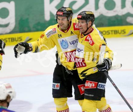 EBEL. Eishockey Bundesliga. EC VSV gegen UPC Vienna Capitals.  Torjubel Jonathan Ferland, Benoit Gratton (Vienna). Villach, am 22.9.2013.
Foto: Kuess 


---
pressefotos, pressefotografie, kuess, qs, qspictures, sport, bild, bilder, bilddatenbank