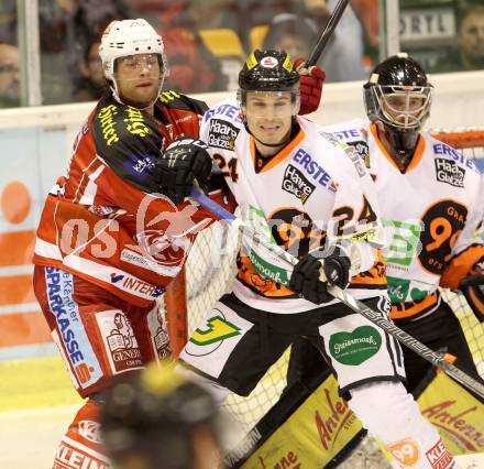 EBEL. Eishockey Bundesliga. KAC gegen Moser Medical Graz 99ers. John Lammers,  (KAC), Kristof Reinthaler (Graz). Klagenfurt, am 22.9.2013
Foto: Kuess 

---
pressefotos, pressefotografie, kuess, qs, qspictures, sport, bild, bilder, bilddatenbank