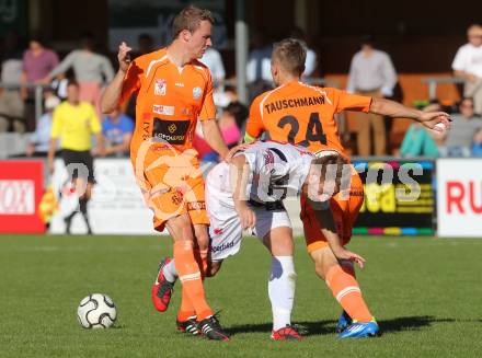 Fussball OEFB Cup. SAK gegen Hartberg. Darijo Biscan, (SAK), Thomas Hopfer, Luca Tauschmann  (Hartberg). Klagenfurt, 23.9.2013.
Foto: Kuess
---
pressefotos, pressefotografie, kuess, qs, qspictures, sport, bild, bilder, bilddatenbank