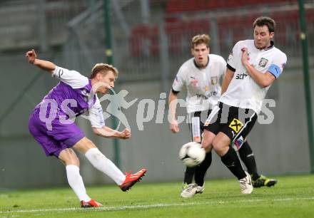 Fussball OEFB Cup. SK Austria Klagenfurt gegen Parndorf. David Poljanec, (Austria Klagenfurt), Roman Kummerer  (Parndorf). Klagenfurt, 24.9.2013.
Foto: Kuess
---
pressefotos, pressefotografie, kuess, qs, qspictures, sport, bild, bilder, bilddatenbank