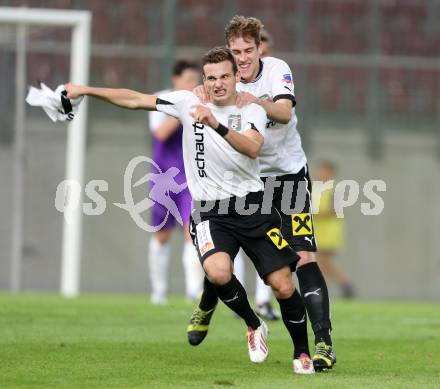 Fussball OEFB Cup. SK Austria Klagenfurt gegen Parndorf. Torjubel Gerhard Karner (Parndorf). Klagenfurt, 24.9.2013.
Foto: Kuess
---
pressefotos, pressefotografie, kuess, qs, qspictures, sport, bild, bilder, bilddatenbank