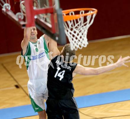 2. Basketball Bundesliga. KOS Posojilnica Bank Celovec gegen BBU Salzburg. Primc Ales (KOS), Tomas Jasmin (Salzburg). Klagenfurt, 28.9.2013.
Foto: Kuess
---
pressefotos, pressefotografie, kuess, qs, qspictures, sport, bild, bilder, bilddatenbank