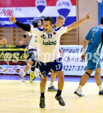 HLA. Handball BUndesliga. SC Ferlach gegen HC Linz AG. Jubel  Izudin Mujanovic (Ferlach). Ferlach, 28.9.2013.
Foto: Kuess
---
pressefotos, pressefotografie, kuess, qs, qspictures, sport, bild, bilder, bilddatenbank