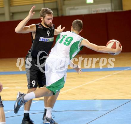 2. Basketball Bundesliga. KOS Posojilnica Bank Celovec gegen BBU Salzburg. Simon Pasterk (KOS), Max Tolsdorff (Salzburg). Klagenfurt, 28.9.2013.
Foto: Kuess
---
pressefotos, pressefotografie, kuess, qs, qspictures, sport, bild, bilder, bilddatenbank