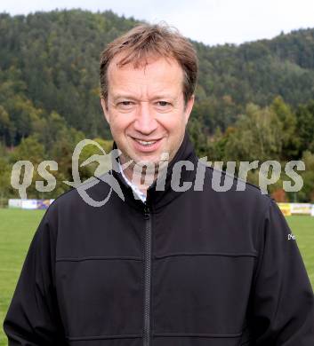 Fussball 1. Klasse D. SG SV Magdalensberg/EAC. Trainer Gernot Machne. Griffen, 28.9.2013.
foto: Kuess
---
pressefotos, pressefotografie, kuess, qs, qspictures, sport, bild, bilder, bilddatenbank