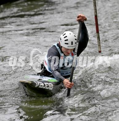 Wildwassersport. Alpe Adria Kanu Slalom. GURK 2013. Maximilian Roemer. Gurkerbruecke, 29.9.2013.
Foto: Kuess
---
pressefotos, pressefotografie, kuess, qs, qspictures, sport, bild, bilder, bilddatenbank