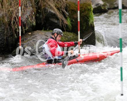 Wildwassersport. Alpe Adria Kanu Slalom. GURK 2013. Mario Leitner. Gurkerbruecke, 29.9.2013.
Foto: Kuess
---
pressefotos, pressefotografie, kuess, qs, qspictures, sport, bild, bilder, bilddatenbank