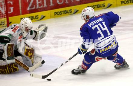 EBEL. Eishockey Bundesliga. EC VSV gegen HDD Telemach Olimpija Ljubljana. Markus Peintner,  (VSV), Jerry Kuhn (Laibach). Villach, am 29.9.2013.
Foto: Kuess 


---
pressefotos, pressefotografie, kuess, qs, qspictures, sport, bild, bilder, bilddatenbank