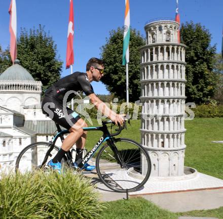 Radsport. Bernhard Eisel. Schiefe Turm von Pisa. Klagenfurt, 23.9.2013.
Foto. Kuess
---
pressefotos, pressefotografie, kuess, qs, qspictures, sport, bild, bilder, bilddatenbank