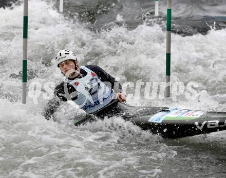 Wildwassersport. Alpe Adria Kanu Slalom. GURK 2013. Maximilian Roemer. Gurkerbruecke, 29.9.2013.
Foto: Kuess
---
pressefotos, pressefotografie, kuess, qs, qspictures, sport, bild, bilder, bilddatenbank