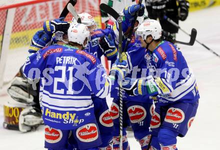 EBEL. Eishockey Bundesliga. EC VSV gegen HDD Telemach Olimpija Ljubljana. Torjubel Alexander Rauchenwald, Patrick Platzer, Benjamin Petrik, Stefan Bacher (VSV). Villach, am 29.9.2013.
Foto: Kuess 


---
pressefotos, pressefotografie, kuess, qs, qspictures, sport, bild, bilder, bilddatenbank