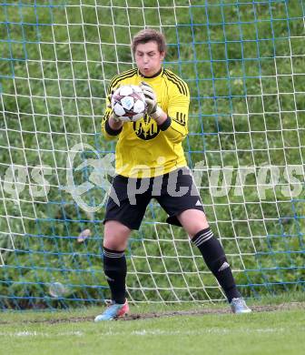 Fussball Unterliga Ost. SG SAK Amateure gegen Ruden. Daniel Skorjanz (Ruden). Wiederndorf, am 6.10.2013.
Foto: Kuess
---
pressefotos, pressefotografie, kuess, qs, qspictures, sport, bild, bilder, bilddatenbank