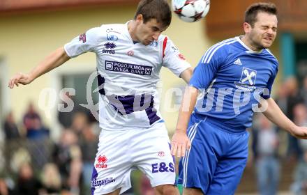 Fussball Unterliga Ost. SG SAK Amateure gegen Ruden. Pajtim Bilali, (SAK), Michael Sadnek  (Ruden). Wiederndorf, am 6.10.2013.
Foto: Kuess
---
pressefotos, pressefotografie, kuess, qs, qspictures, sport, bild, bilder, bilddatenbank