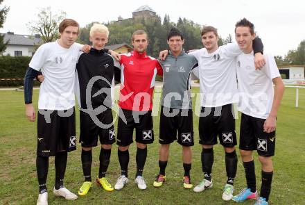 Fussball 2. Klasse D. Daniel Edelmann, Christian Pekart, Marcel Grilz, Christian Rupitz, Christopher Progart, Florian Wutte (Haimburg). Haimburg, am 6.10.2013.
Foto: Kuess
---
pressefotos, pressefotografie, kuess, qs, qspictures, sport, bild, bilder, bilddatenbank